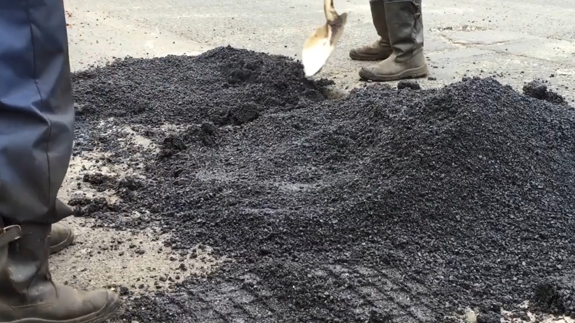 Dailymotion Tackling the UK’s pothole crisis